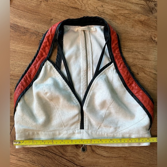 Acostamento Women’s faux leather & faux Linen mixed media cropped top. Medium. - Picture 5 of 12